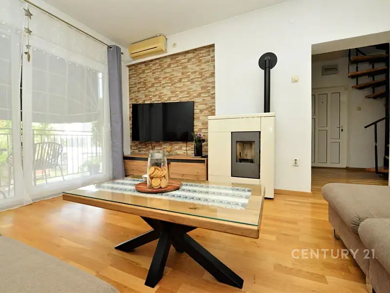 Prodej bytu 3+1 93 m², Zadar – náhled fotky 1