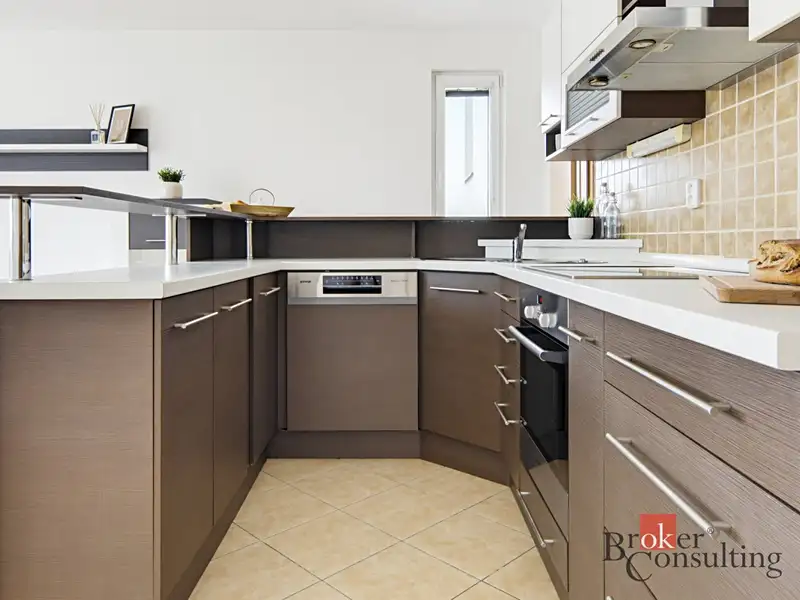 Pronájem bytu 2+kk 62 m², Hradec Králové – náhled fotky 1