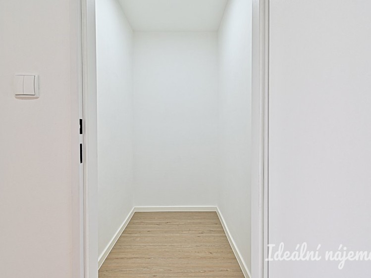 Квартира 1+1 в оренду, 38 м² (10 з 15)