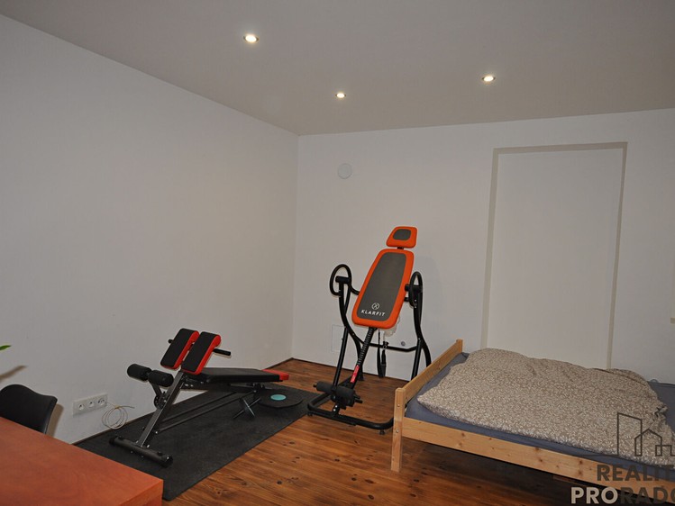 Prodej domu, 215 m² (13 z 38)