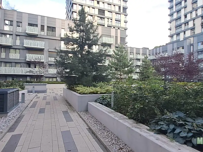 Pronájem bytu 2+1 79 m², Praha – náhled fotky 1