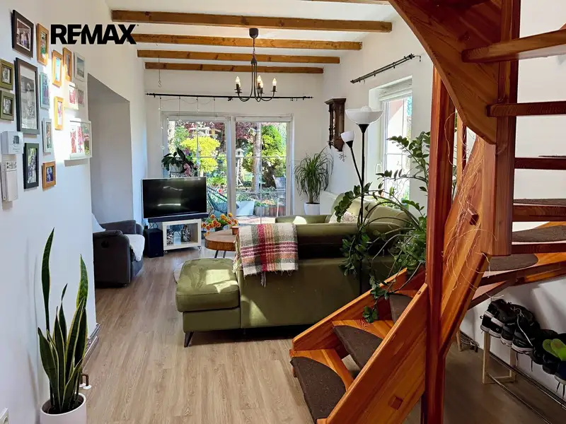 Prodej rodinného domu 214 m², pozemek 611 m², Stará Huť – náhled fotky 2