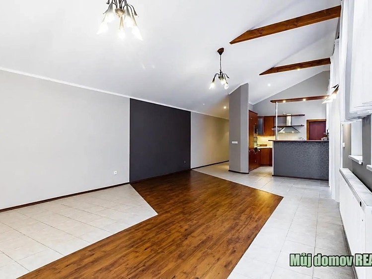 Будинок в оренду, 1 300 м² (2 з 29)