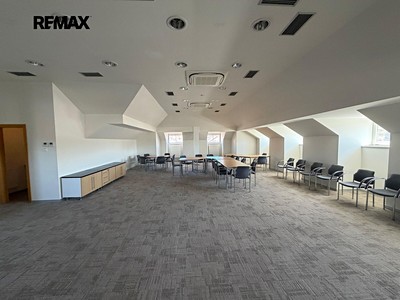 Gewerbefläche zur Miete, 114 m² (2 von 12)