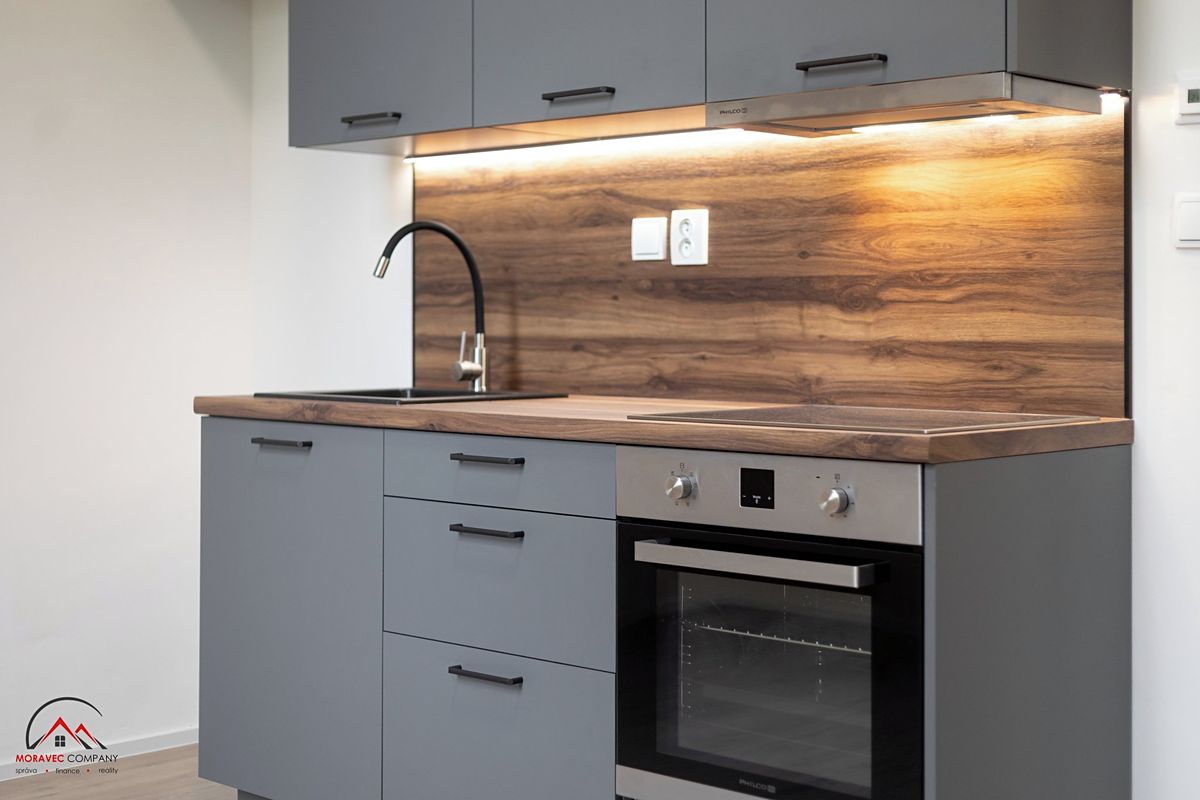Pronájem bytu 2+kk 41 m² – fotografie 4