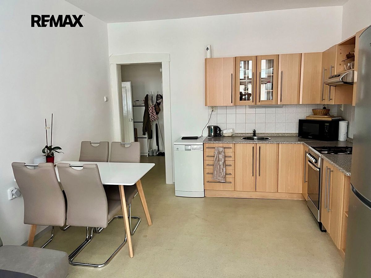 Pronájem bytu 2+kk 55 m²