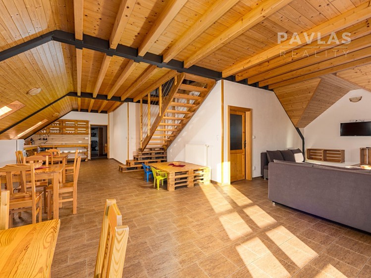 Prodej domu, 1 805 m² (7 z 37)