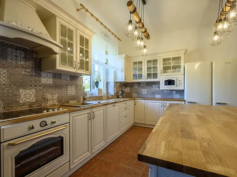 Prodej chalupy 400 m², pozemek 2841 m², Čeladná – náhled fotky 1