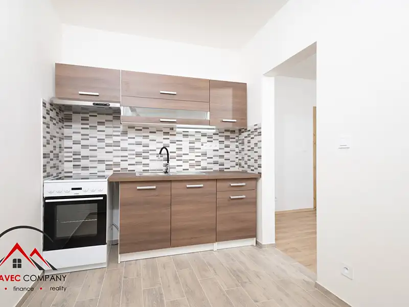 Pronájem bytu 2+1 45 m², Bruntál – náhled fotky 1