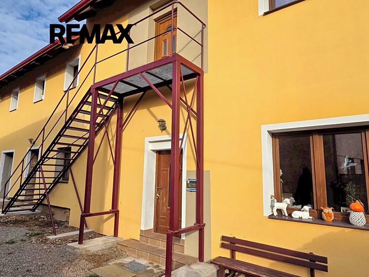 Pronájem bytu 2+kk, 72 m² (11 z 11)