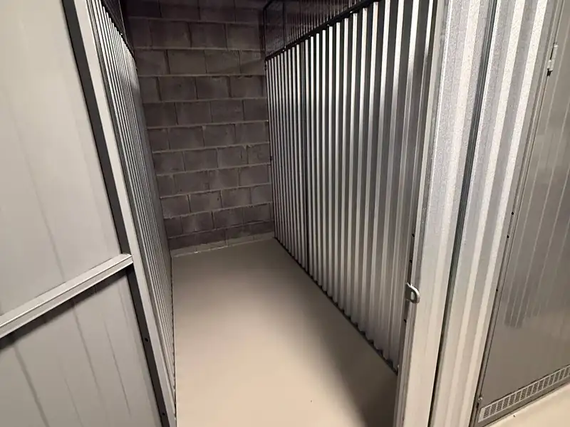 Prodej specifického typu nemovitosti 4 m², Praha – náhled fotky 3