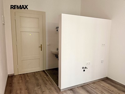 Prodej bytu atypical, 15 m² (3 z 15)