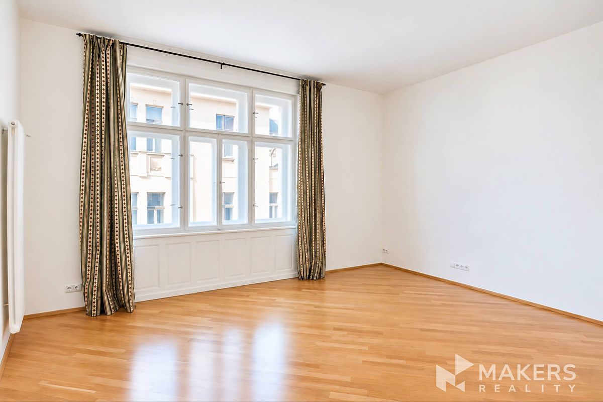 Pronájem bytu 4+kk 100 m²