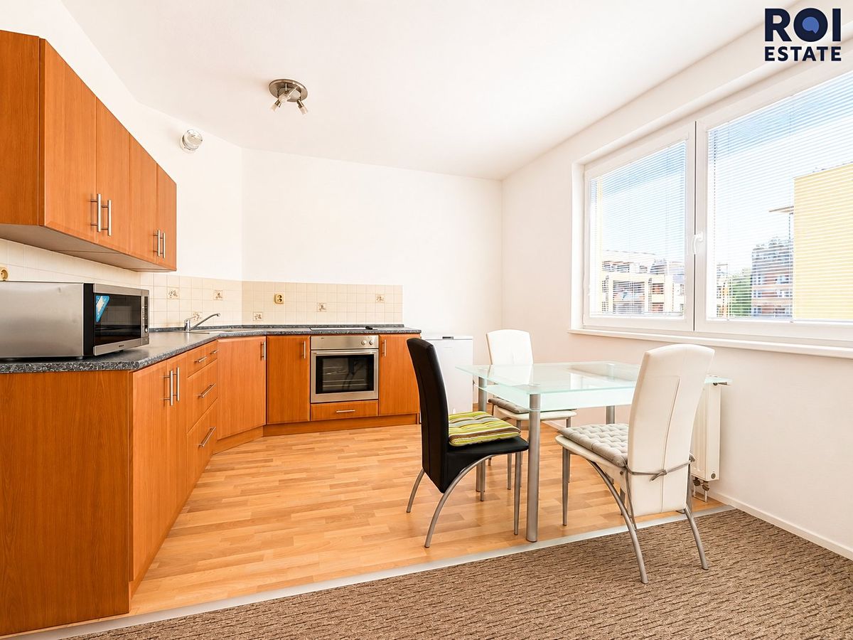 Pronájem bytu 3+kk 63 m²