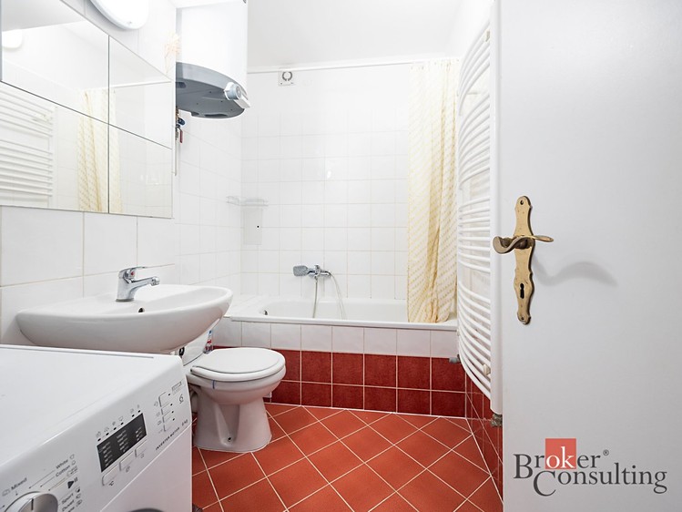 Квартира 1+kk на продаж, 30 м² (8 з 9)