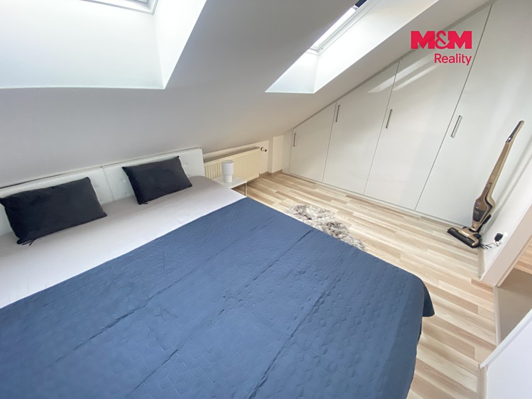 Pronájem bytu 3+kk, 71 m² (15 z 22)