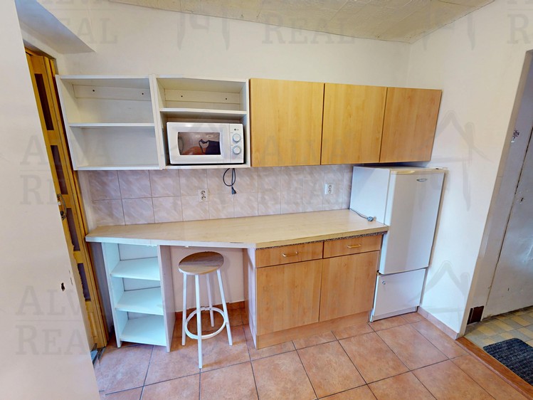 Pronájem bytu 1+kk, 20 m² (5 z 9)