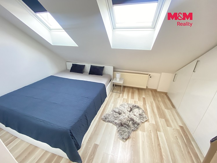 Pronájem bytu 3+kk, 71 m² (14 z 22)