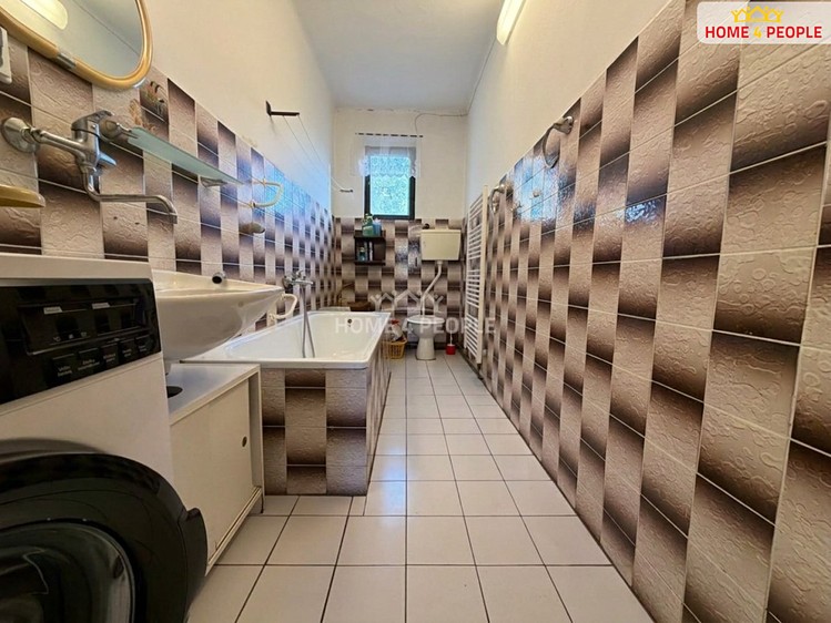 Prodej domu, 190 m² (12 z 30)