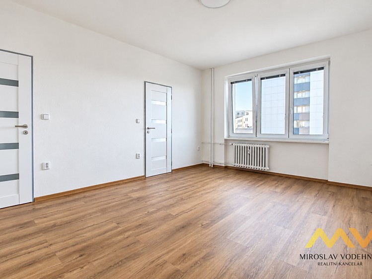 Pronájem bytu 2+1, 55 m² (4 z 15)