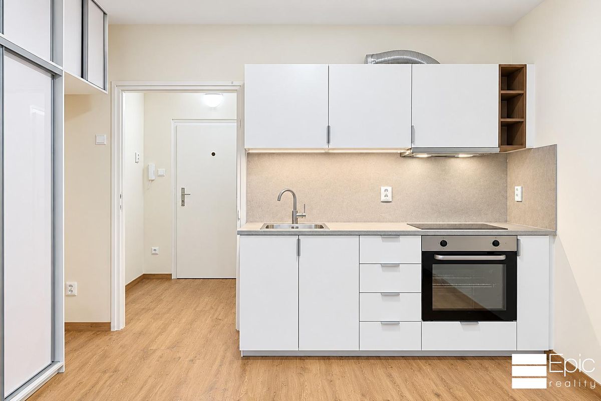 Pronájem bytu 1+kk 23 m²