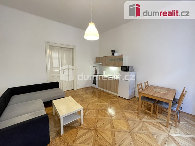 Квартира 2+kk в оренду, 48 м² (4 з 11)