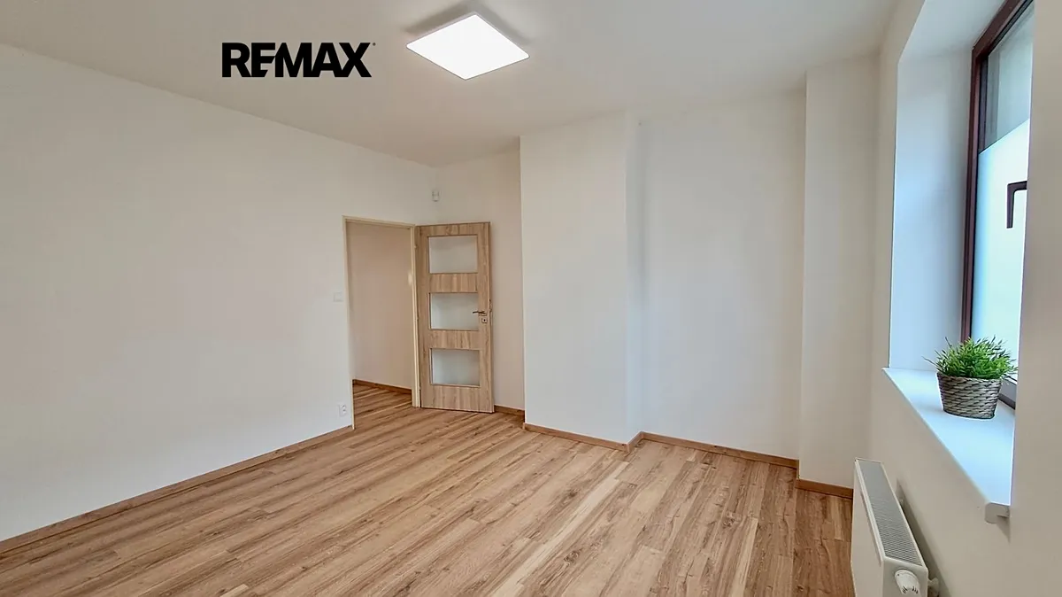 Pronájem kanceláře 38 m²