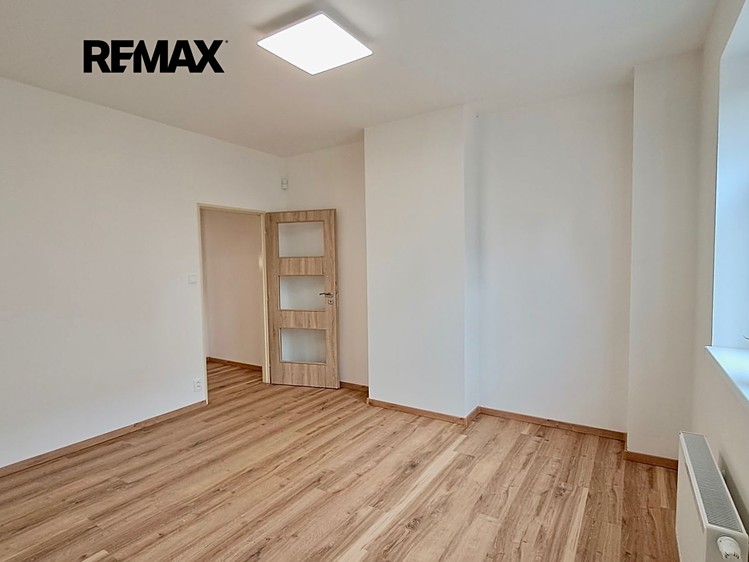Комерційне приміщення в оренду, 38 м² (1 з 3)