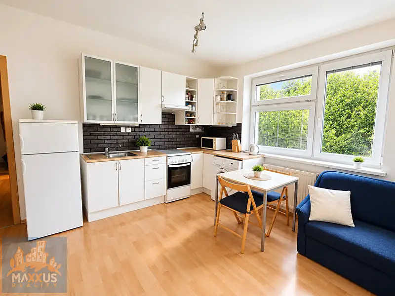 Pronájem bytu 2+kk 52 m², Praha – náhled fotky 1