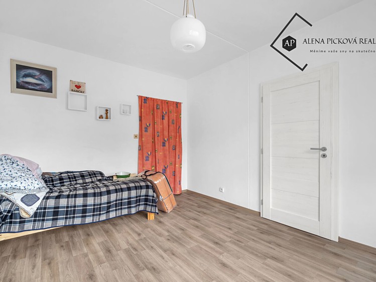 Wohnung 4+1 zum Kauf, 91 m² (12 von 15)