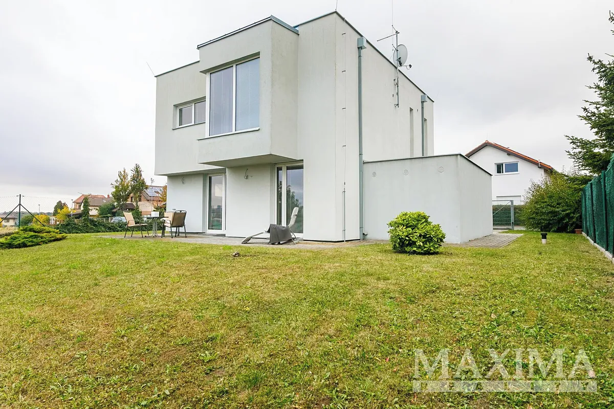 Prodej rodinného domu 147 m², pozemek 530 m²