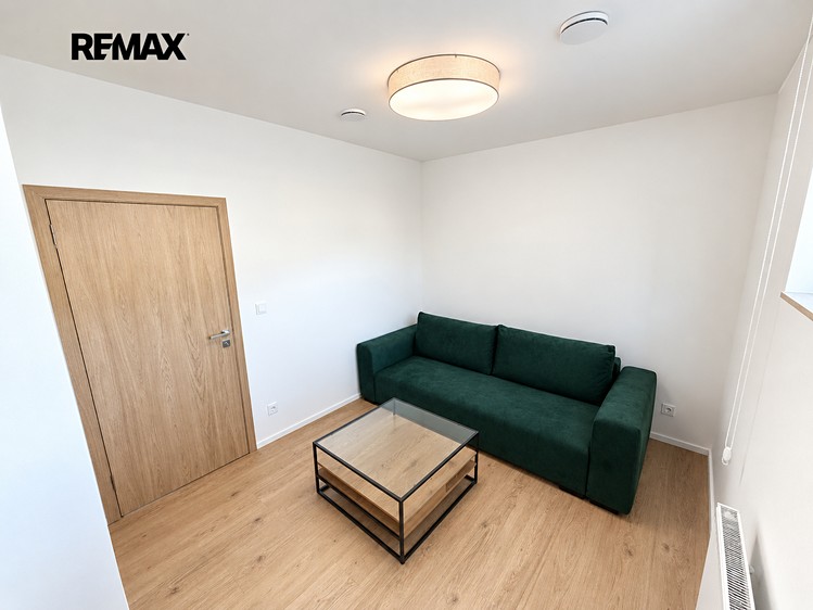 Gewerbefläche zum Kauf, 81 m² (14 von 30)