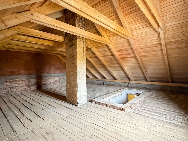 Будинок на продаж, 205 м² (2 з 12)