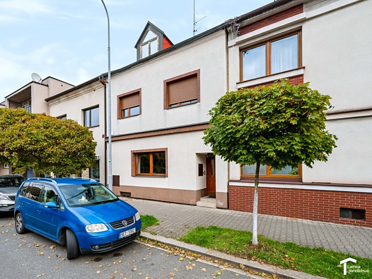 Pronájem bytu 2+kk, 48 m² (1 z 13)