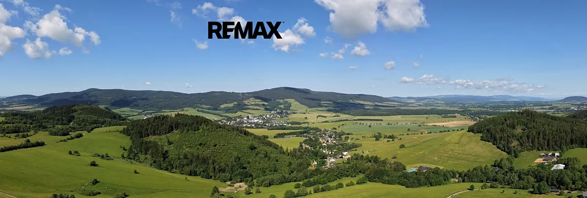 Prodej stavebního pozemku 1745 m²