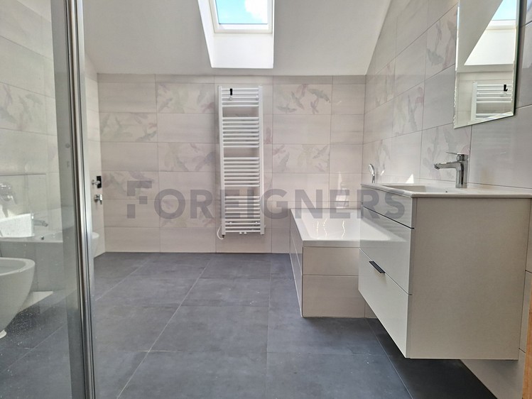 Квартира 3+kk в оренду, 88 м² (6 з 8)