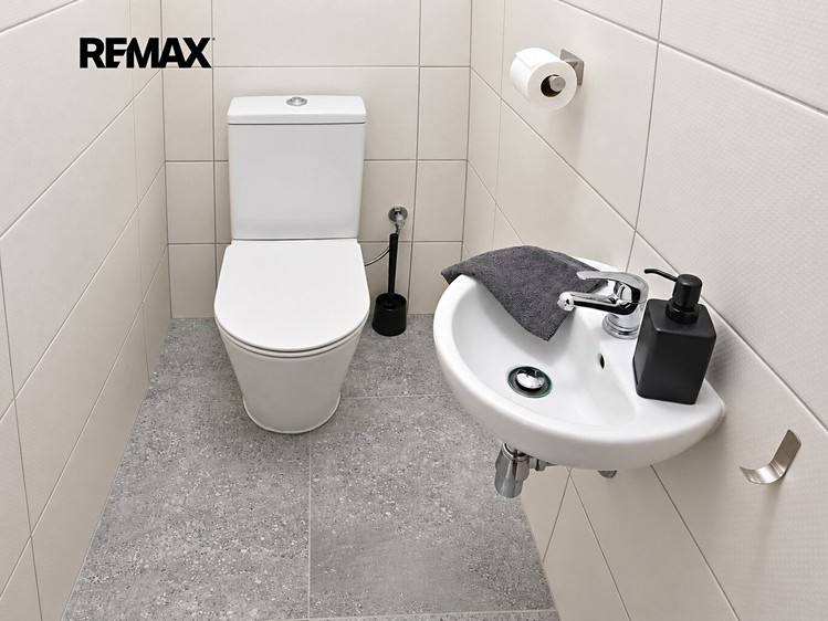 Pronájem bytu 3+1, 72 m² (9 z 10)