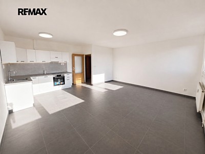 Квартира 2+kk в оренду, 61 м² (3 з 13)