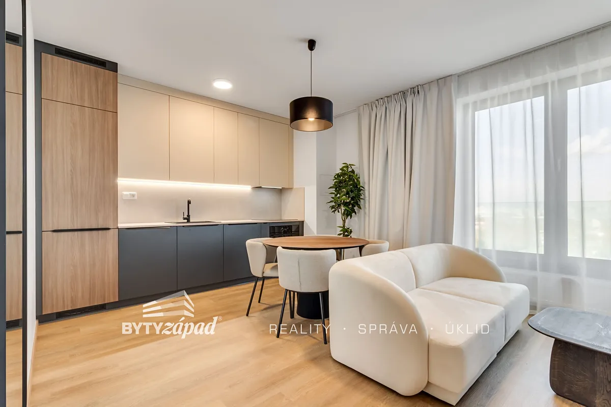 Pronájem bytu 2+kk 50 m²