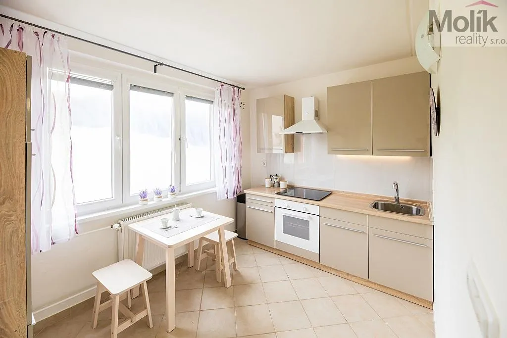 Pronájem bytu 2+1 60 m²