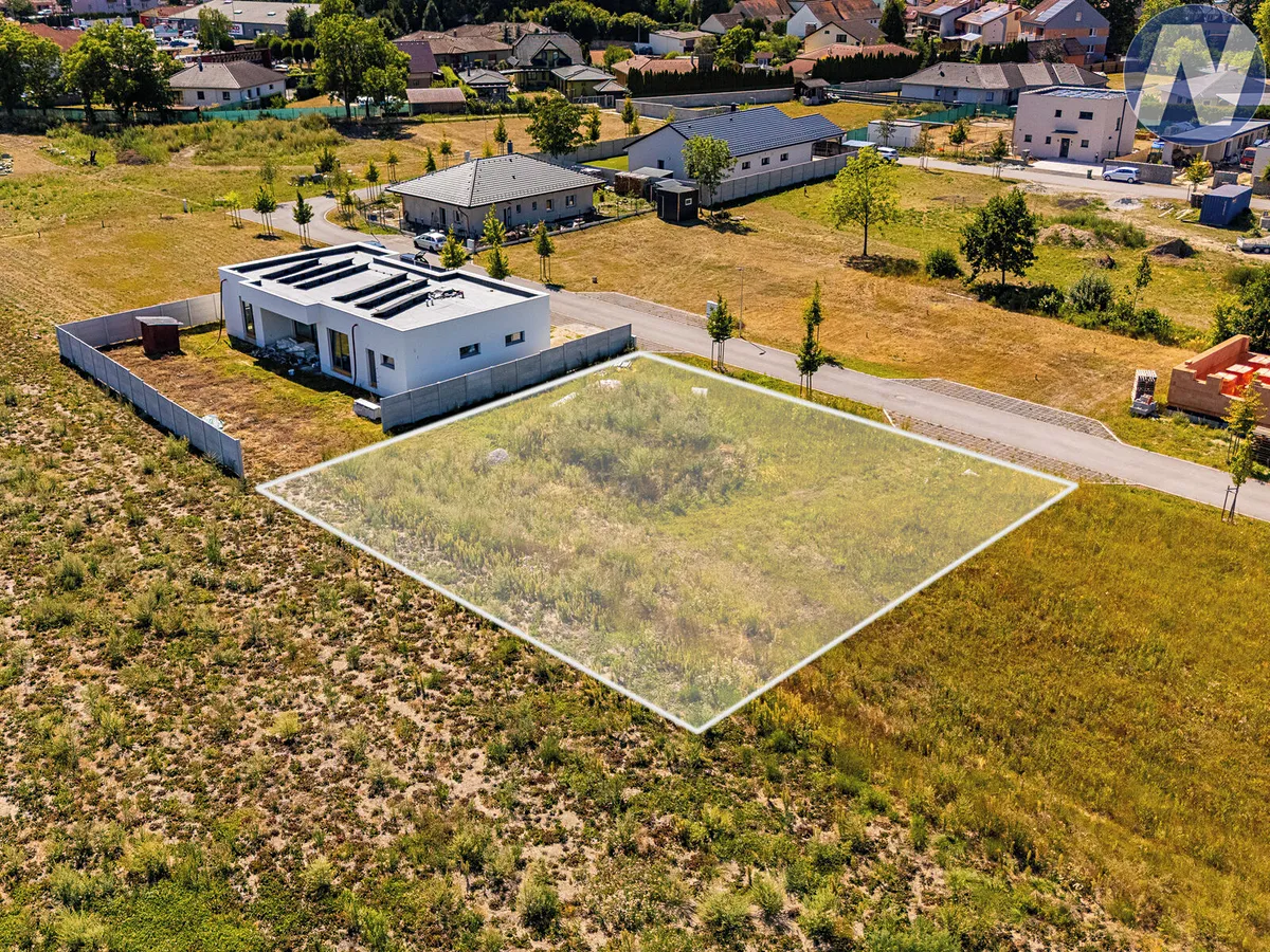 Prodej stavebního pozemku 929 m²