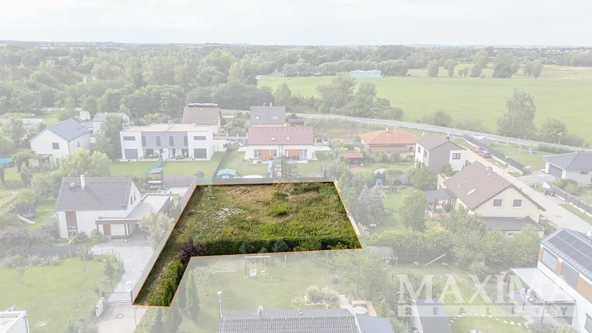 Prodej stavebního pozemku 787 m²