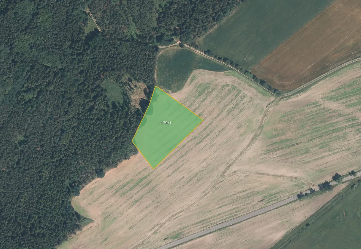 Prodej pole 8220 m²