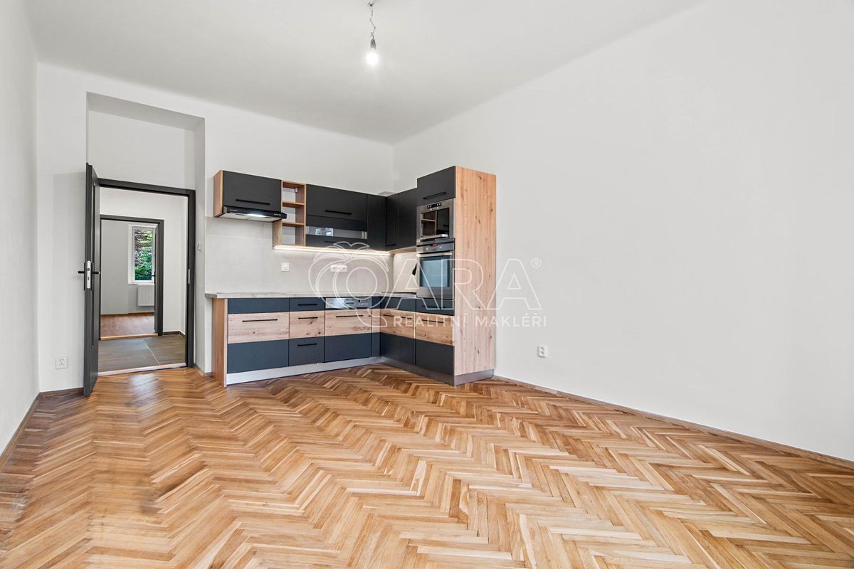 Pronájem bytu 2+kk 48 m²