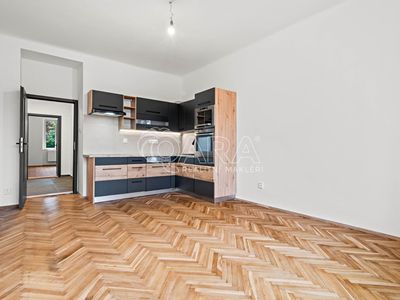 Pronájem bytu 2+kk 48 m²
