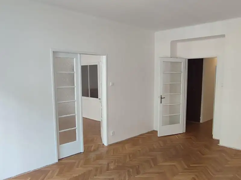 Pronájem bytu 3+1 92 m², Praha – náhled fotky 2