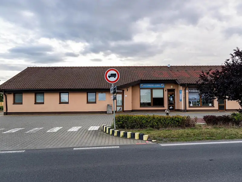 Prodej obchodního prostoru 510 m², Jesenice – náhled fotky 2