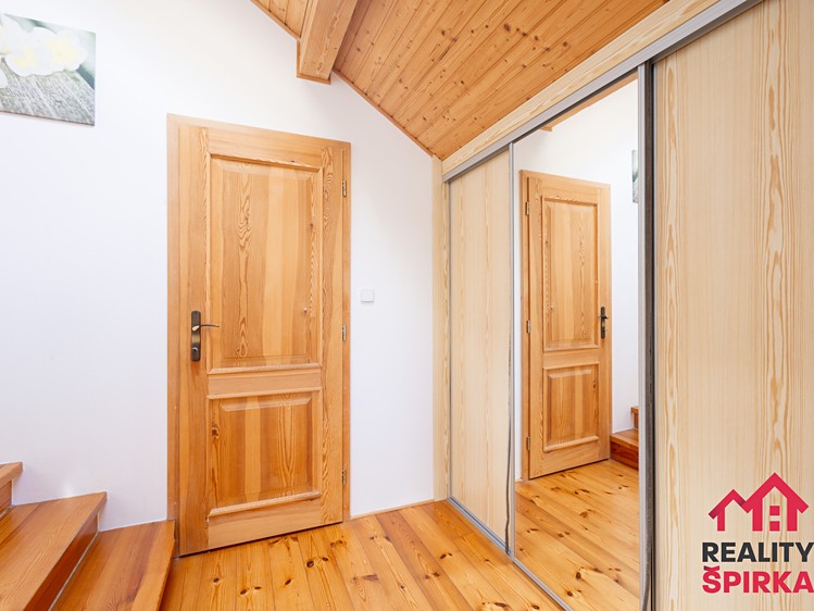 Prodej domu, 195 m² (20 z 36)