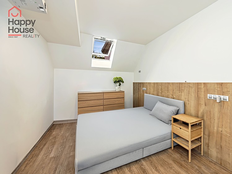 Pronájem bytu 5+1, 130 m² (10 z 23)