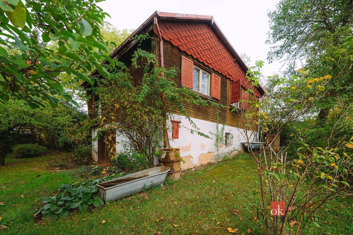 Prodej chaty 47 m², pozemek 1915 m², Dobřany – fotka 1 z 3